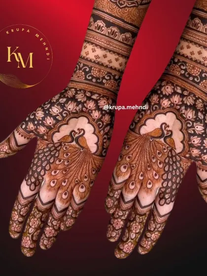 A stunning peacock design for an engagement bride. The peacock is a classic symbol of beauty and grace, making it a perfect choice for your special day.