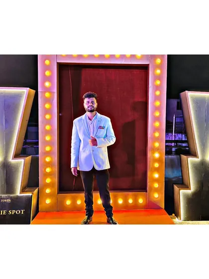 We create unique, Instagrammable moments for your guests. This custom "Selfie Spot" with marquee-style lighting was a popular feature at a recent event.