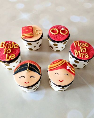Cupcakes & Mini Cakes