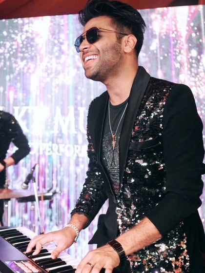 The Journey & Artist Collaborations photo 14