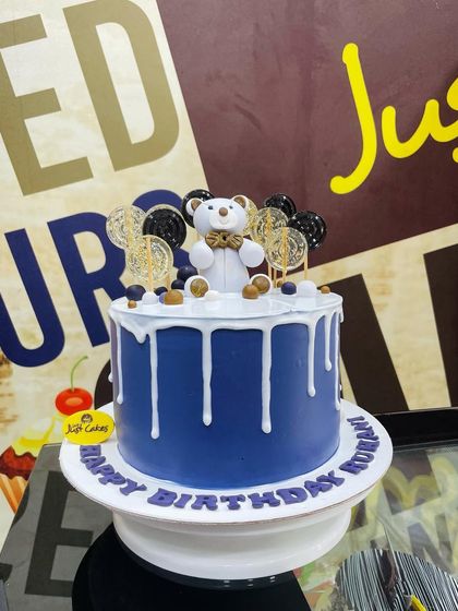 Animal & Jungle Adventure Cakes photo 13