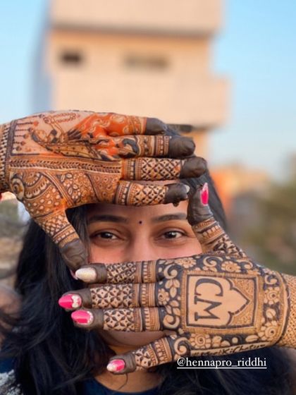 Modern & Minimalist Henna photo 7