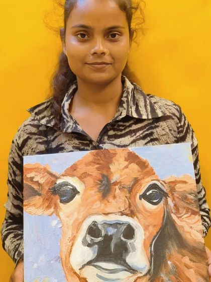 In our knife painting challenge, students were assigned a random animal. This student beautifully captured the gentle expression of a cow using expressive, textured strokes.
