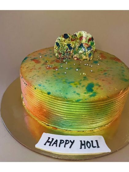 Adding a splash of color to celebrations with my vibrant Holi-themed cakes. These are always fun to make, using a watercolor effect with buttercream to capture the spirit of the festival.