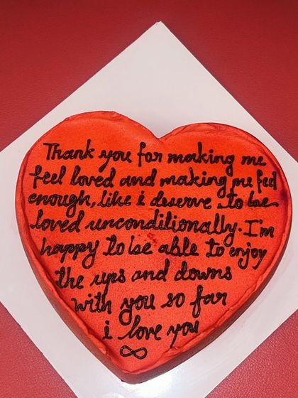 Romantic & Milestone Cakes photo 4