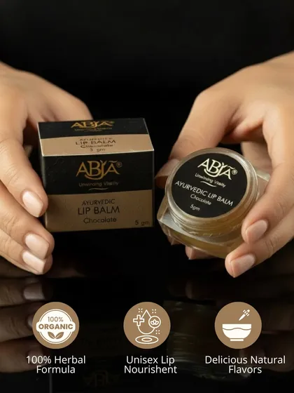 My 100% organic and herbal lip balm provides unisex lip nourishment with delicious natural flavors.