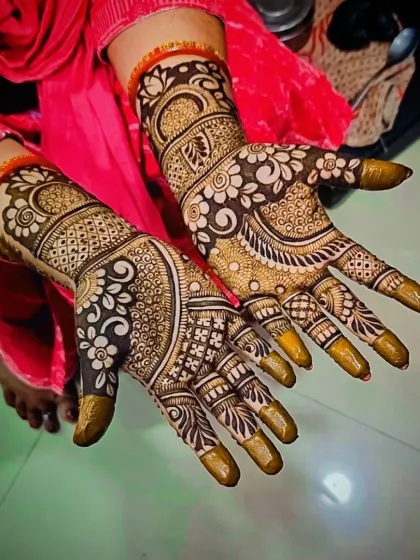 This photo captures the design from a dynamic angle, showcasing the artwork beautifully.