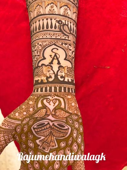 Raju Mehendi - Guest & Family Mehandi Storytelling & Custom Designs photo 3