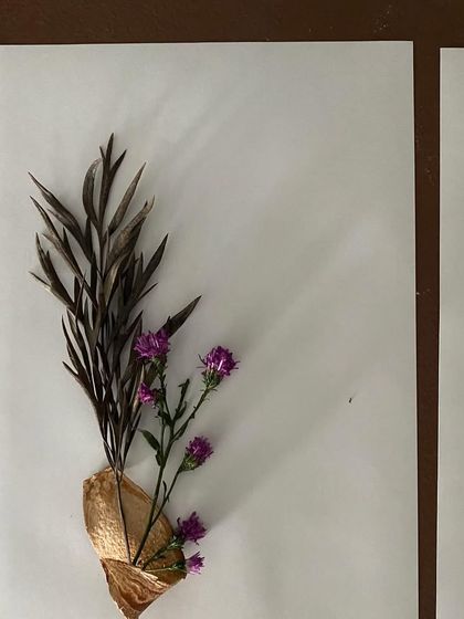 Another beautiful floral composition created by a member of the audience.