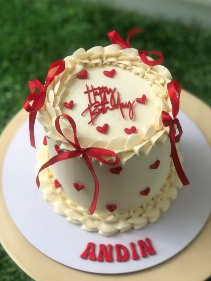 Ankita Das - Designer Cakes & Desserts Art in Buttercream: Floral & Dainty Designs photo 17