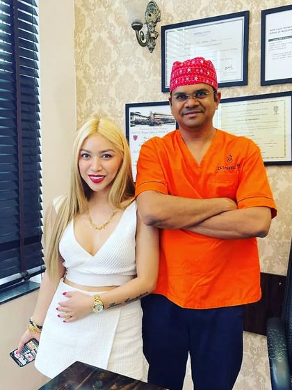 With another international client. My clinic is equipped with the latest technology to