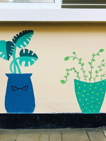 I had so much fun painting these quirky, personified plant pots for the CapitaLand Hope School. The client gave me complete artistic freedom, so I kept the designs simple and freehand. It was a great reminder to not get caught up in perfectionism and just enjoy the process.