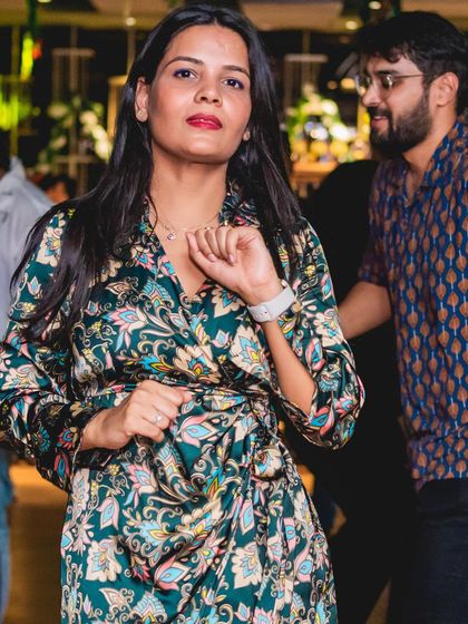 A guest dancing at TYD.