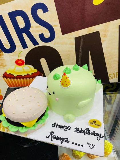 3D Sculpted & Novelty Cakes photo 9