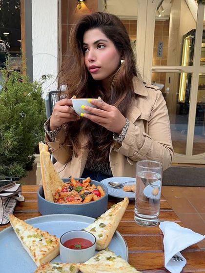 It's all about balance. I believe you can enjoy your favorite foods, like this delicious pasta, without guilt. A healthy lifestyle is about sustainable habits, not punishment.