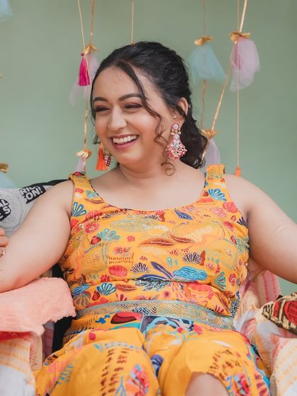 Vibrant Haldi & Mehendi Styles photo 3