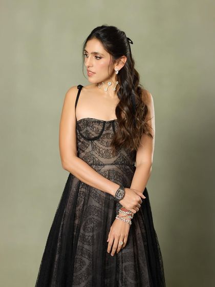 Show-Stopping Gowns & Cocktail Dresses photo 49