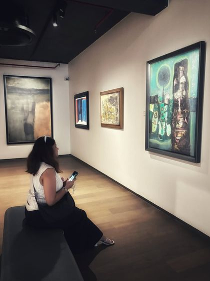 A moment of contemplation at the DAG art gallery. This shows my interest in art and culture, and how I can create content in sophisticated, quiet environments.