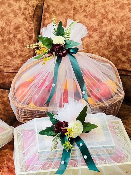 Gift Hamper - Wedding Gifting & Trousseau Packing Artistic Trousseau Packing photo 15