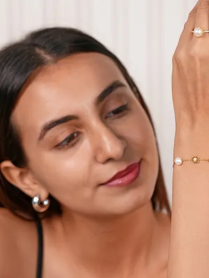 Say it with pearls, seal it with love. The perfect Valentine’s gift is one that lasts forever. This pearl set is a way to show them how much they mean to you with timeless elegance.