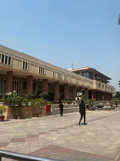 Arguing as independent counsel before the Delhi High Court in a complex land dispute case. This matter, involving the Delhi Land Reforms Act, was a deep dive into property law and a milestone for me, especially as I worked alongside my brother who drafted the petition.