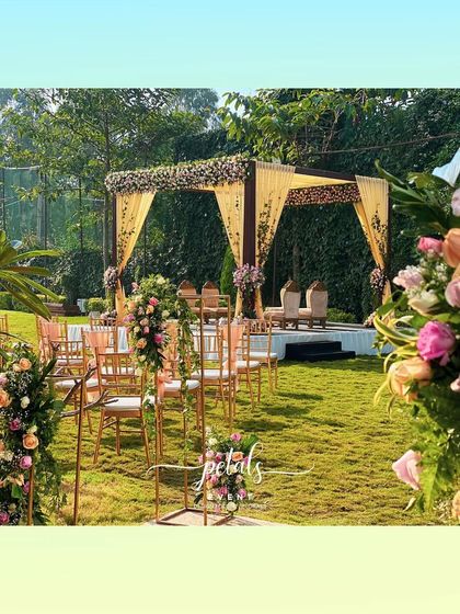 Petals - Wedding Decoration & Styling Timeless South Indian Mandaps photo 45