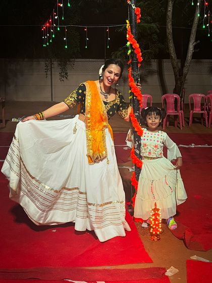 Meenal Dubey - Dance for Events & Parties Garba & Dandiya Nights photo 13