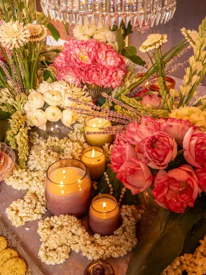 My Cosmic Hue candles in a deep purple ombre blend beautifully with the fresh 'gajra' and pink florals in this stunningly detailed shot from our 'Rituals' collaboration.