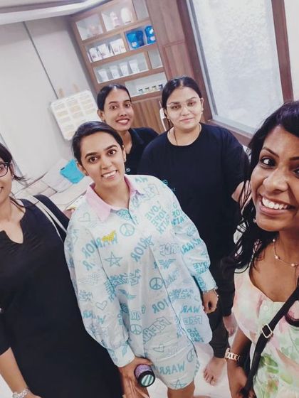 It was a pleasure to host a "doctors' salt day out." When medical professionals choose our Salt Cave to relax and experience its benefits, it reinforces the value of our holistic approach to wellness.