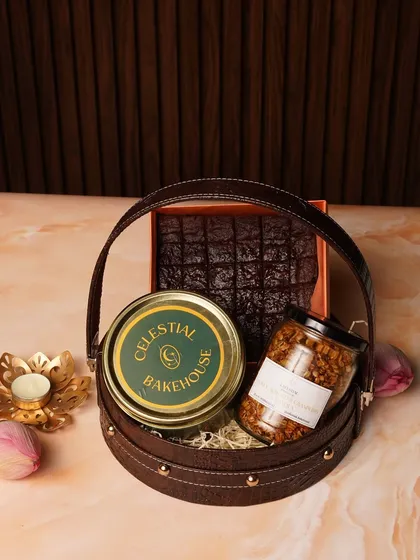 A closer look at our Raksha Bandhan hamper, showcasing the rich, fudgy eggless brownies and a jar of our signature crunchy granola, ready for gifting.