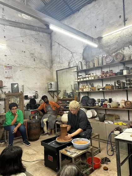 We believe in learning from masters. This is a glimpse from a demonstration by renowned Japanese artist Kazuya Ishida at our studio, where he shared his Bizen-style pottery techniques with our community.