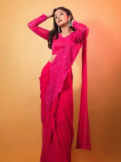 I styled this vibrant, modern saree look for actress Payal Radhakrishna's movie promotions. The goal was a head-turning outfit that was still elegant and comfortable for a long day of events. This is what I do: create impactful looks for high-profile events that feel as good as they look.