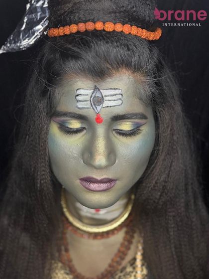 Creative, Fantasy & SFX Makeup photo 43