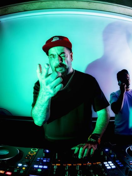 Nash - Event Curation & Themed Nights Touring: Taking the Vibe Global photo 5