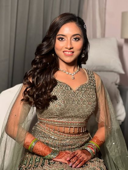 Glamorous Sangeet, Engagement & Reception Looks photo 53