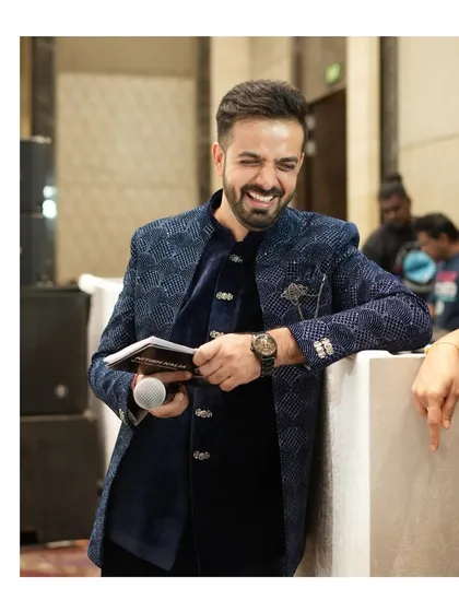 Laughter is the best medicine, and my events are filled with it. Here's a moment of pure joy captured on camera.