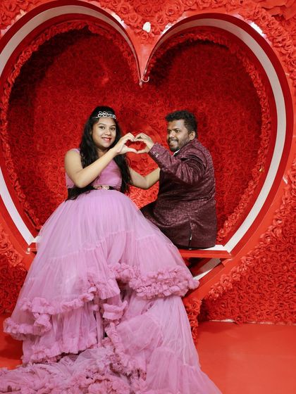 Costume Bank - Photoshoot & Videography Packages Maternity & Family Portraits photo 25