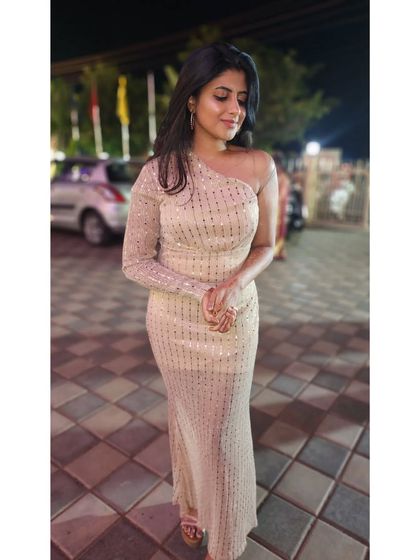 Aishwarya Rangarajan - Live Musical Performance Elegance in Ethnic Wear photo 39