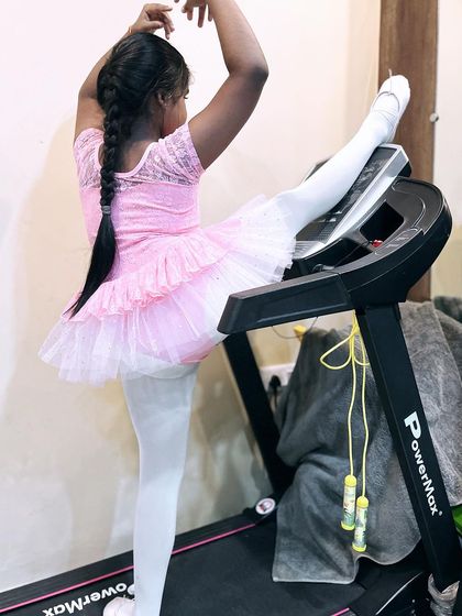 Subham Chail Performing Arts - Dance Instruction Ballet Training (Grace & Discipline) photo 35