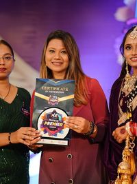 Professional Makeup & Hairstyle Courses