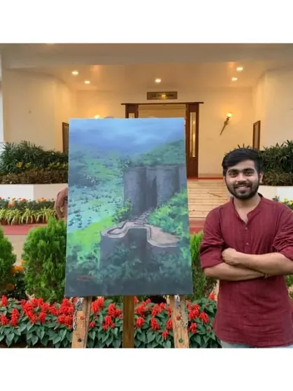 Here I am with my finished landscape painting at the "Glory of Heritage" workshop organized by Raj Bhavan, Mumbai.
