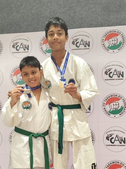 Another shot of our young champions with their medals, representing the future of Team Legends.