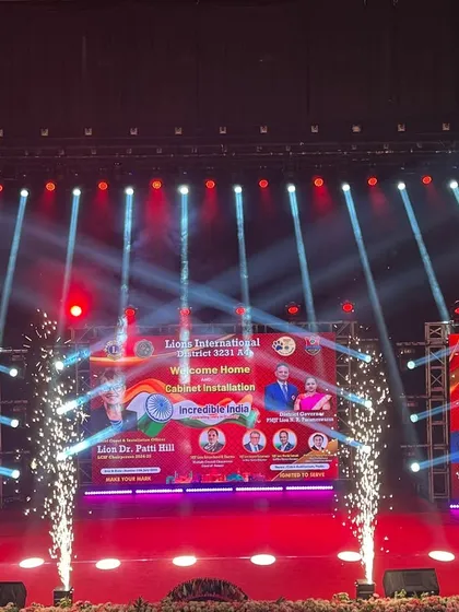A grand entrance for the Lions International installation ceremony. I used perfectly timed cold pyro special effects to add a touch of glamour and excitement, making the key moments on stage even more memorable.