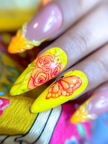 Celebrate with Style: Festive Nail Designs photo 11