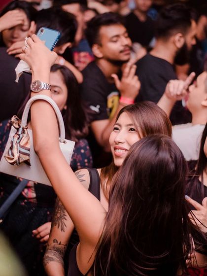 DJ Panic - DJ Services The Vibe: Crowd & Energy photo 9