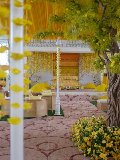 Vibrant Haldi & Mehendi Functions photo 51