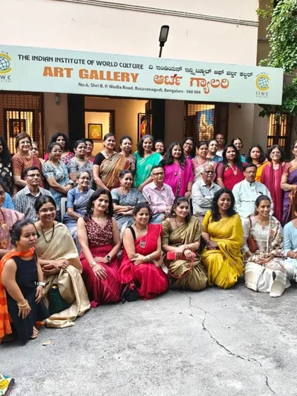 A group photo of all the talented artists who participated in the exhibition at the IIWC Art Gallery. What a fantastic community.
