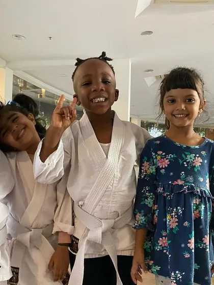 A happy, diverse group of friends after a great class. We foster a super supportive and inclusive atmosphere where it’s easy for kids to feel comfortable, make new friends, and just be themselves.