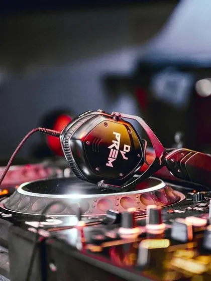 A closer look at my setup. I rely on professional Pioneer DJ equipment to ensure every transition is smooth and the sound quality is perfect, whether it's a relaxed sundowner or a high-tempo club set.