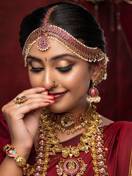Surabhi's Makeup Studio & Academy - Professional Makeup & Hairstyling Courses Student Portfolios: Traditional South Indian Brides photo 10